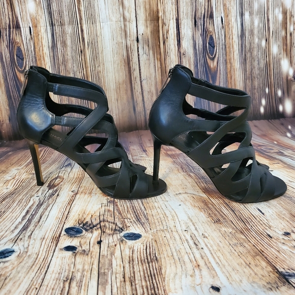 NEW MICHAEL KORS ANNALEE STRAPPY LEATHER SANDAL - Picture 5 of 10